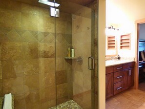 Bathroom - Lift Tickets Newly Remodeled Sleeps 8 Pool, Hot Tubs,fireplace, Private Deck (Steamboat Springs)