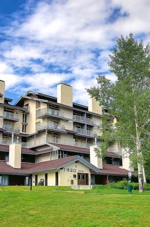 Condo | Exterior