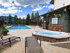 Exterior - Lift Tickets Ground Floor Pool, Hot Tubs, Near Mtn, Fireplace Shuttle (Steamboat Springs)