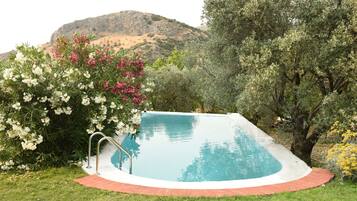 Traditional-Villa, 4 Schlafzimmer | Eigener Pool