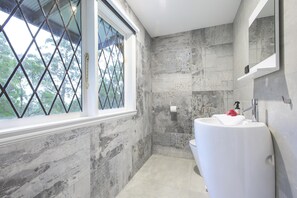 Kostenlose Toilettenartikel