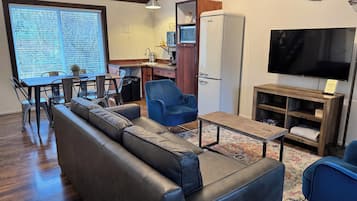 Smart TV, chimenea, Netflix y servicios de streaming