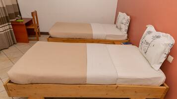 7 bedrooms, free WiFi, bed sheets