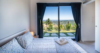 ONE BEDROOM HOLIDAY FLAT WITH VIEW