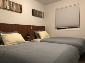 4 bedrooms, in-room safe, iron/ironing board, WiFi