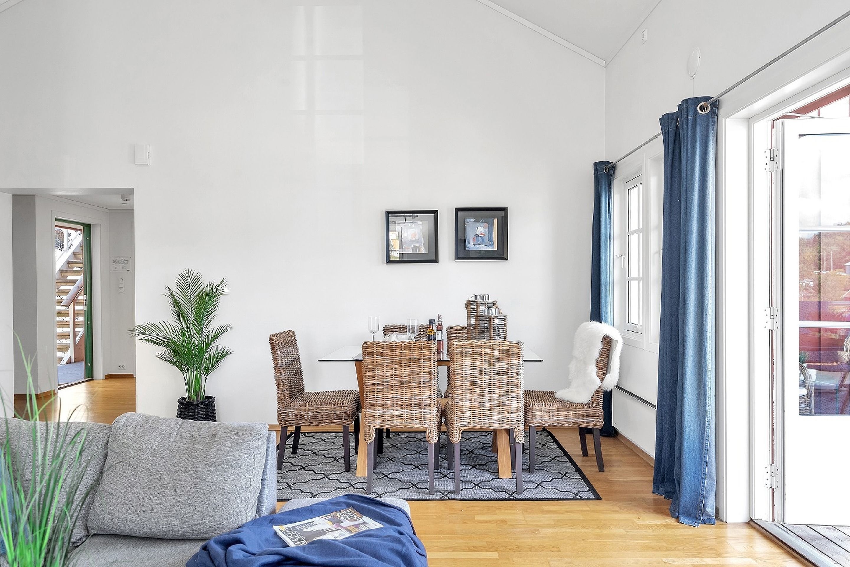 apartment, multiple beds | living room | flat-screen tv