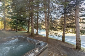 Baignoire à remous extérieure