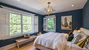6 Schlafzimmer, Schreibtisch, Bügeleisen/Bügelbrett, kostenloses WLAN