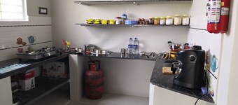 Farm Hosloks Stay Satvic