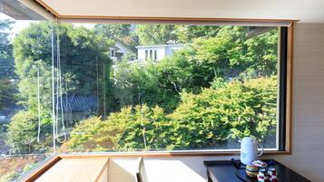 Double Room, Mountain View | Free WiFi