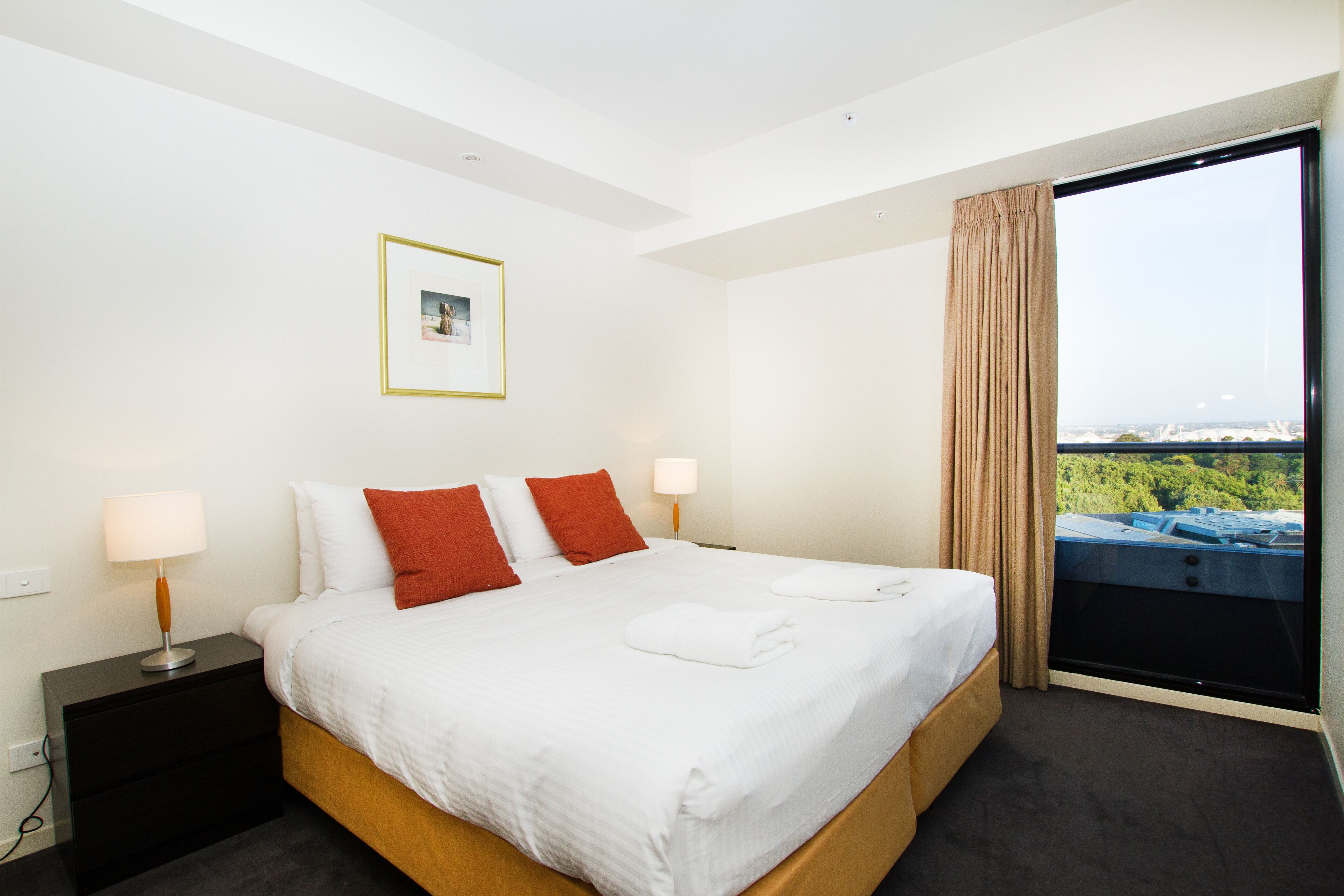 Exclusive Stays - Gallery Tower II — image 14