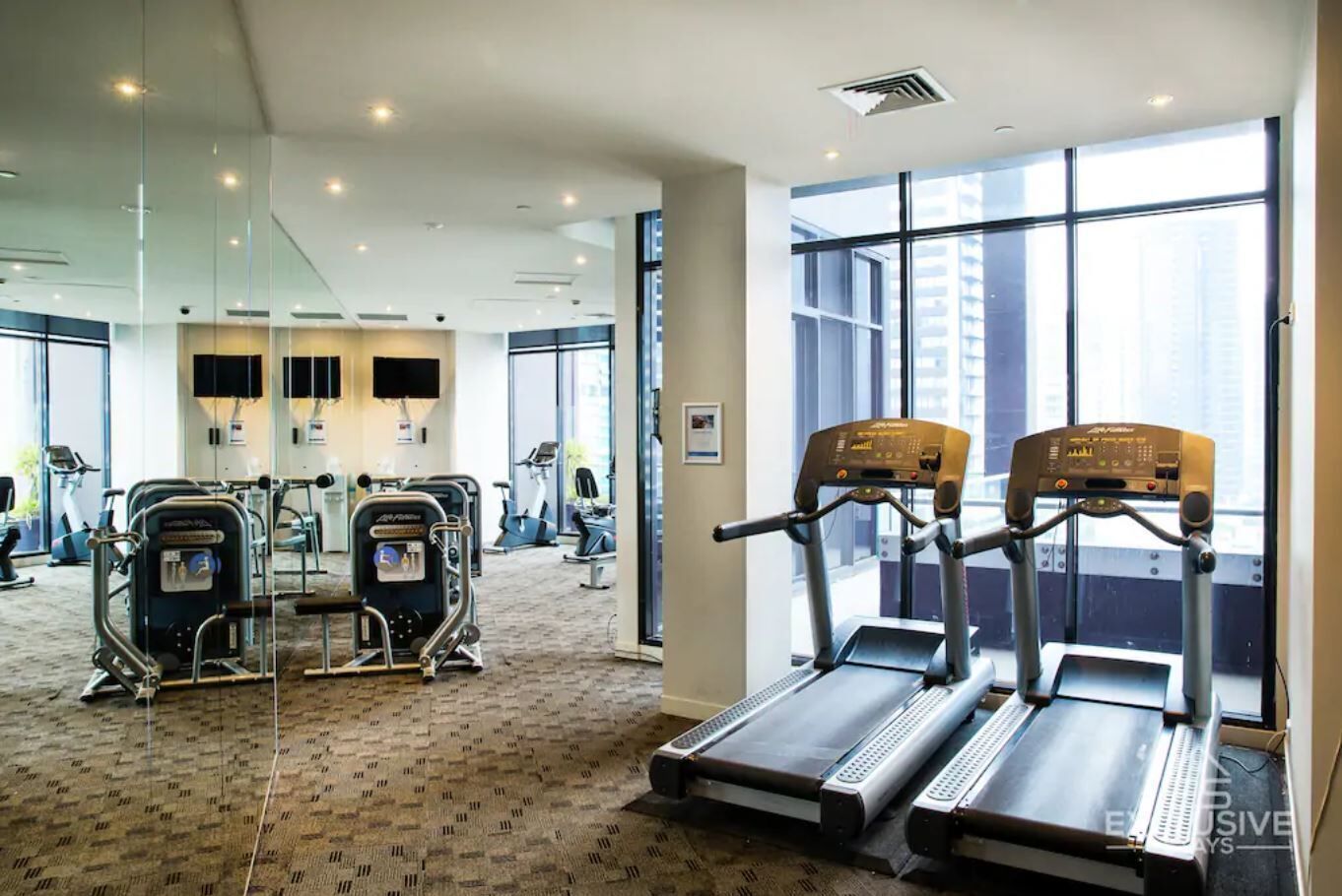 Exclusive Stays - Gallery Tower II — image 23