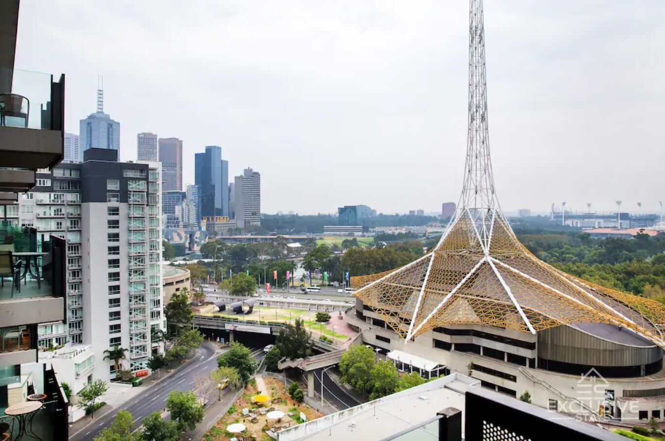 Exclusive Stays - Gallery Tower II — image 22