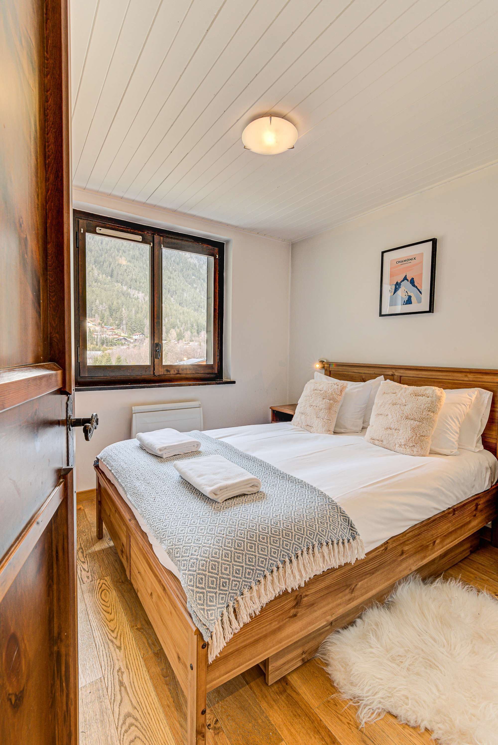 3 bedrooms, WiFi, bed sheets