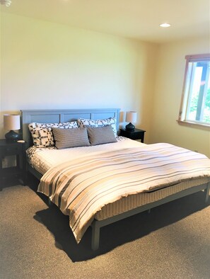 5 bedrooms, iron/ironing board, travel cot, free WiFi