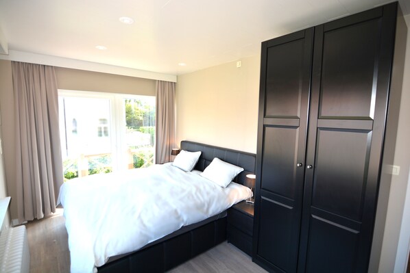 10 bedrooms, free WiFi, bed sheets