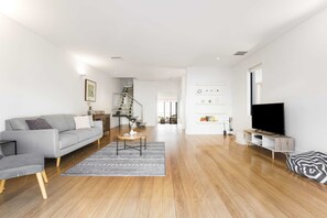 Televisor i oficines 