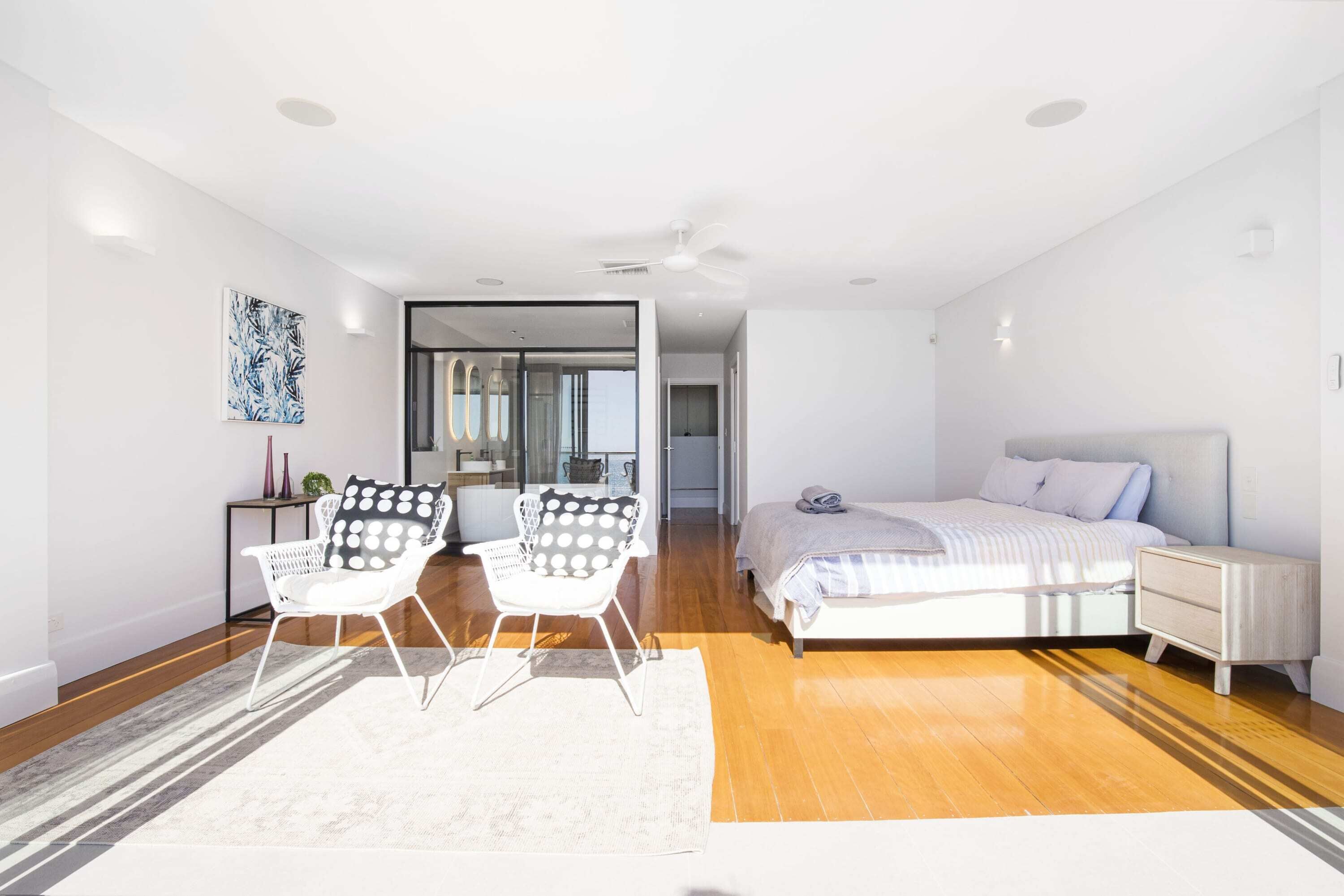 Spectacular Panoramic Oceanview House in Seacliff — image 13