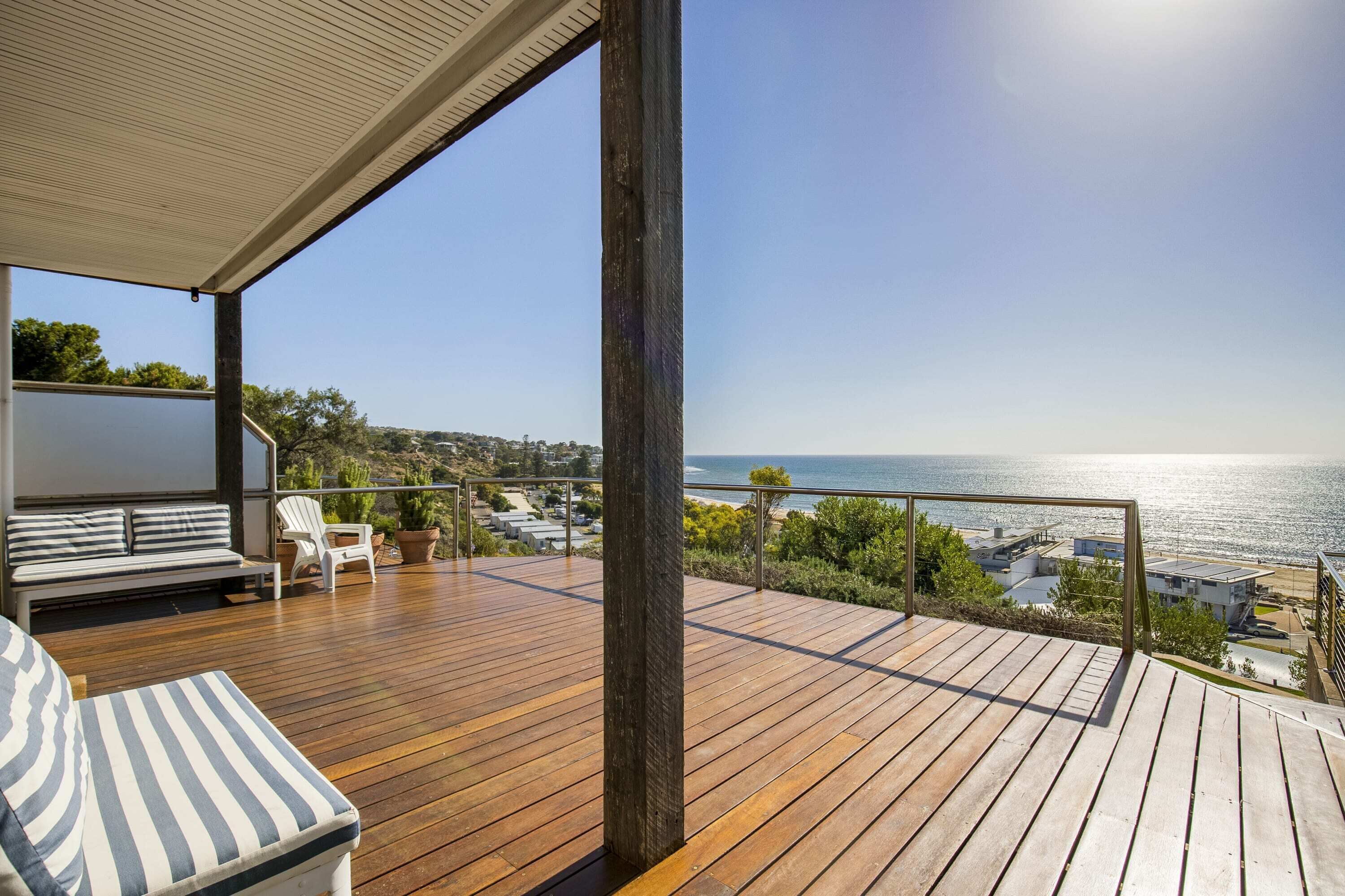 Spectacular Panoramic Oceanview House in Seacliff — image 27