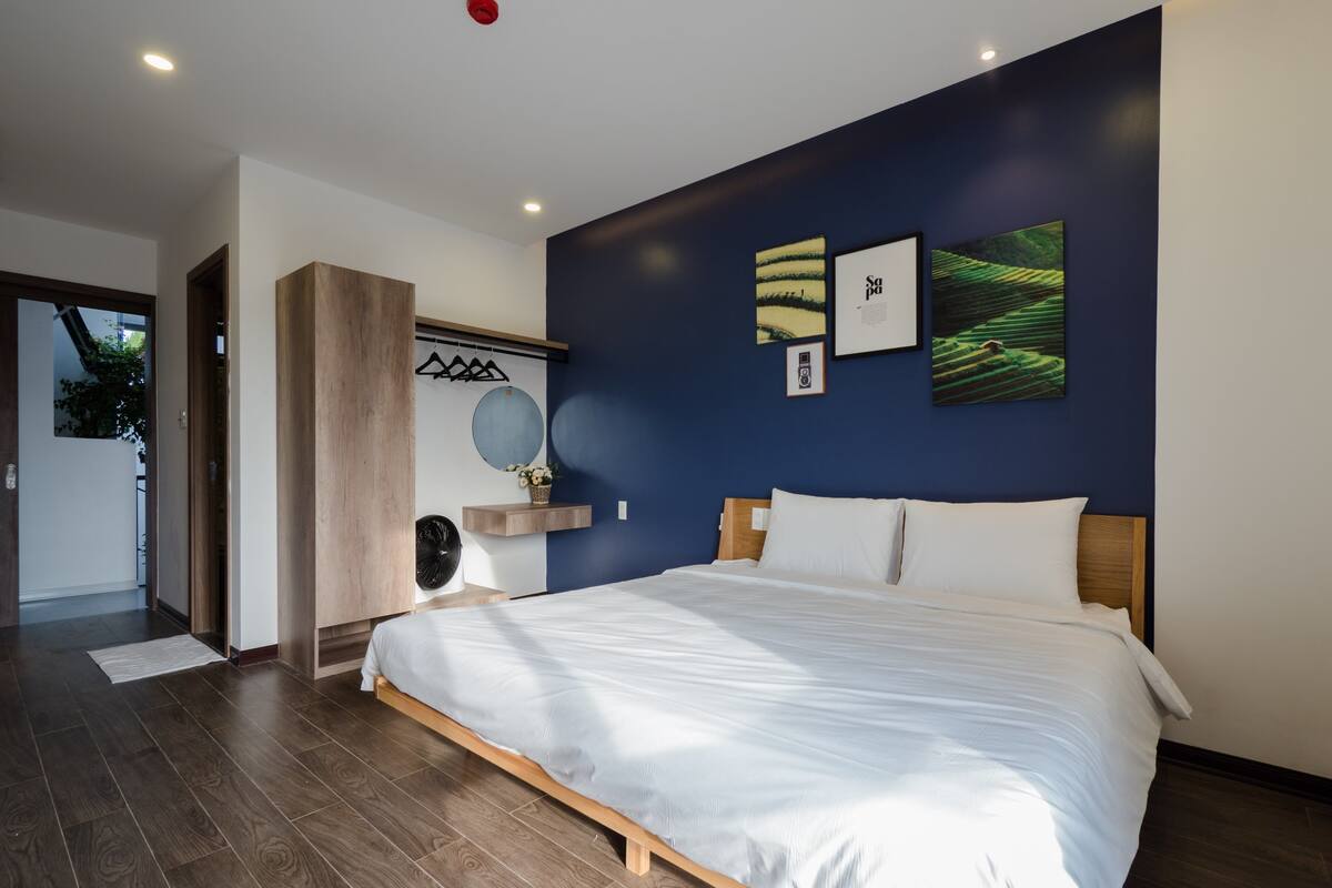 Standard Double Room, 1 Bedroom, Non Smoking | Desk, blackout curtains, soundproofing