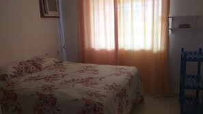 3 bedrooms, iron/ironing board, WiFi, wheelchair access