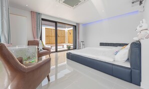 House | 1 bedroom, premium bedding, down comforters, individually furnished - I Pluss Poolviller Pension (Chuncheon)
