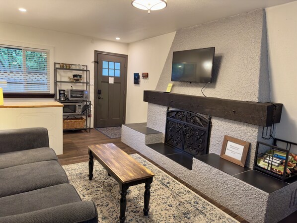 Téléviseur connecté, foyer, Netflix, services de diffusion en continu