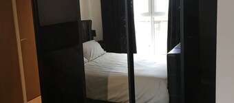 Toothbrush Apartments - Ipswich Waterfront - Regatta Quay