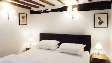2 chambres, lit parapluie, Wi-Fi gratuit, draps fournis
