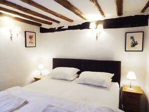 2 chambres, lit parapluie, Wi-Fi gratuit, draps fournis