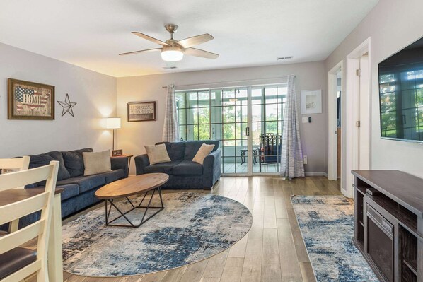 TV, fireplace, Netflix, streaming services