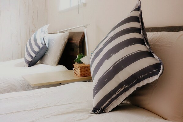 3 室のベッドルーム、デスク、アイロン / アイロン台、WiFi (無料)