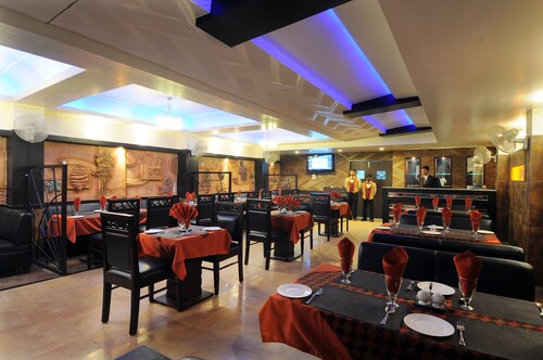 Hotel Simran Regency