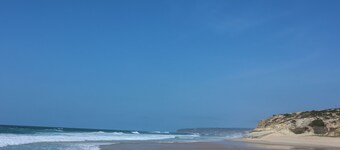 BEAUTIFUL 3 BED VILLA - PRAIA D’EL REY  **NOW TAKING BOOKINGS FOR 2026**