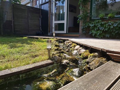 Villa with garden 20 minutes from Amsterdam