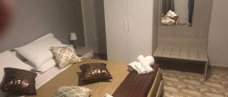 2 habitaciones, wifi y ropa de cama