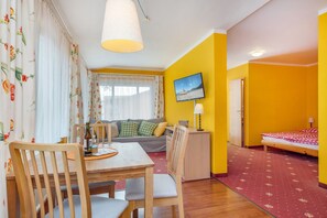 Unclassified image, 3 of 9, button