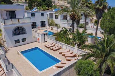 Villa Gardenia~Exclusive 5BR Villa w/ Private Pool