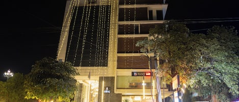 Rakennuksen muotoilu