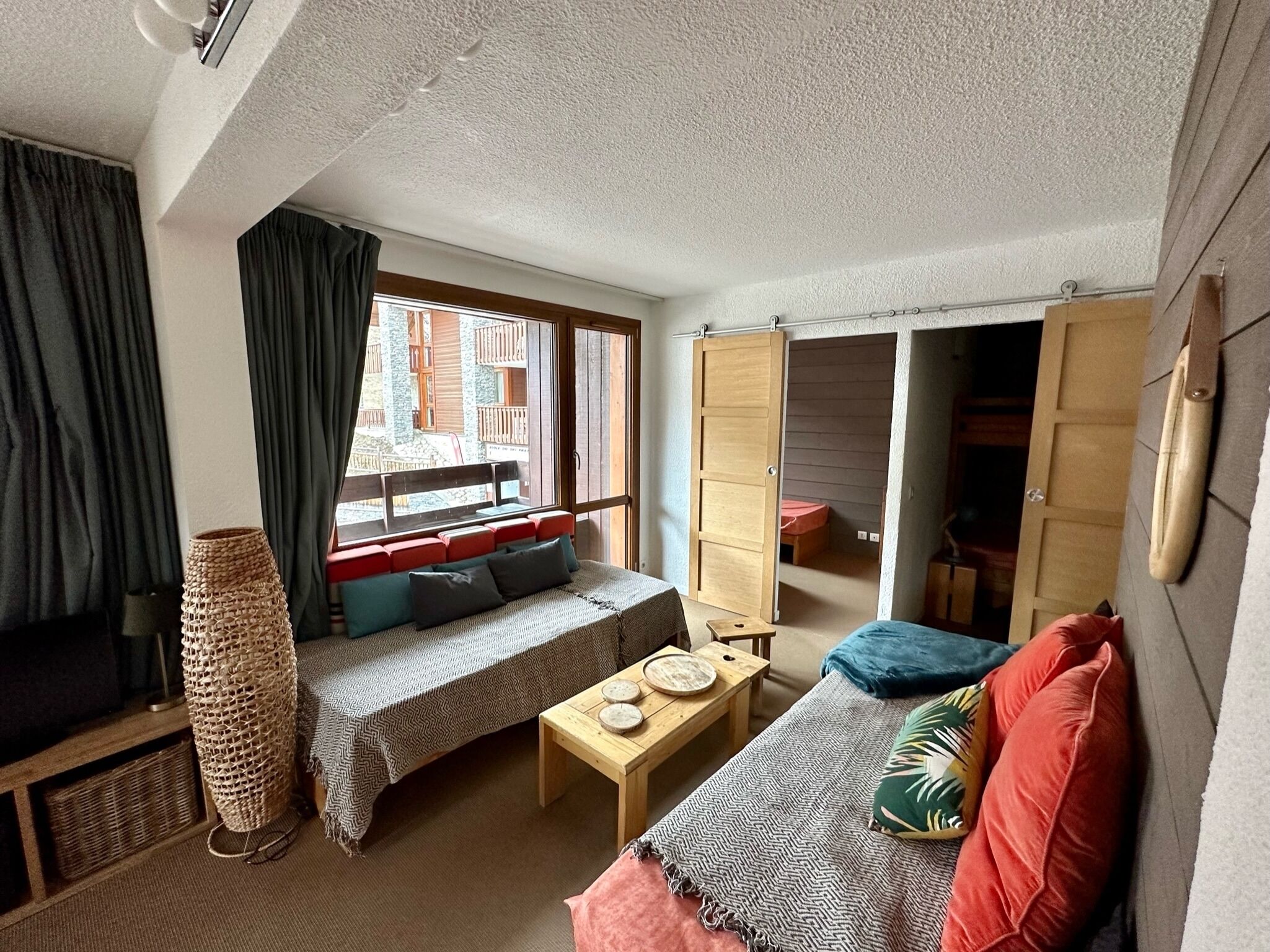 4 bedrooms, iron/ironing board, travel crib, free WiFi