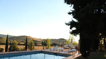 Indendørs pool, opvarmet pool