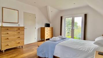 2 soverom, strykejern/-brett, wi-fi (inkludert) og sengetøy