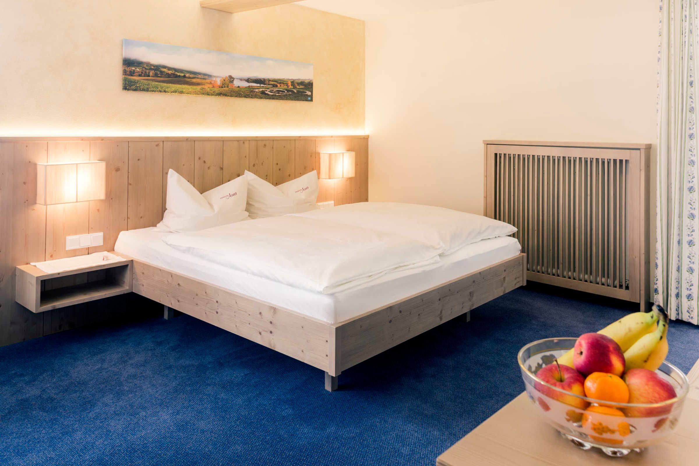 1 bedroom, in-room safe, desk, travel cot