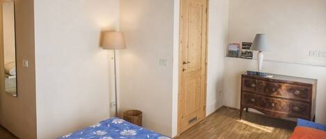 2 chambres, draps fournis