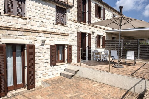 S189 - Sirolo, wonderful three-room apartment with sea view