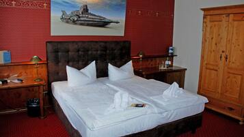 1 bedroom, travel crib, WiFi, bed sheets