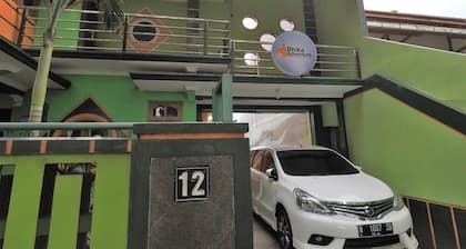 Dhika Adventure - Hostel