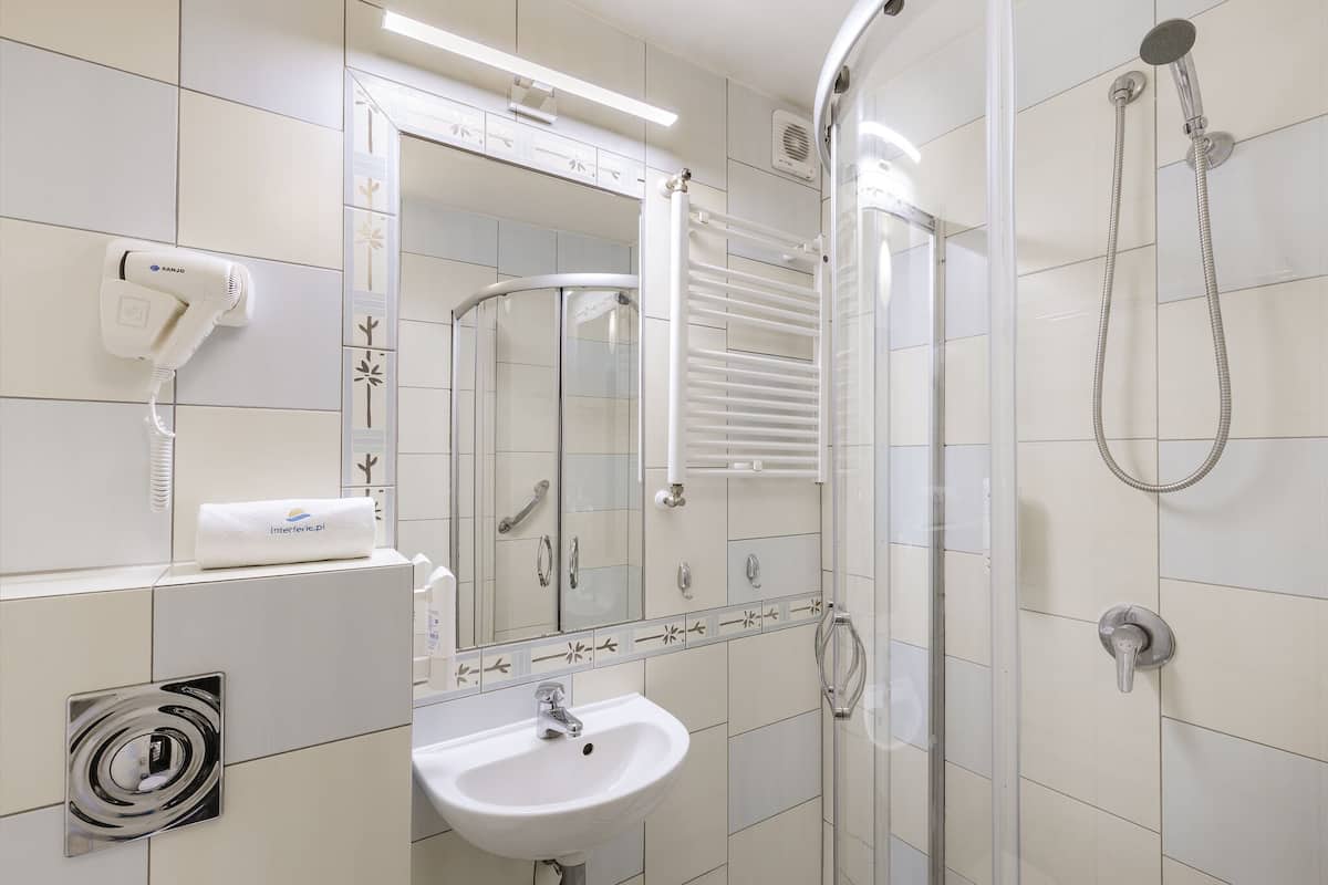 single room | bathroom | shower, rainfall showerhead, towels, soap