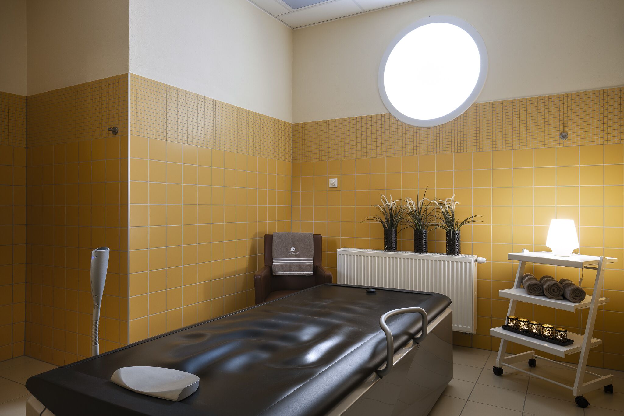 sauna, steam room, body treatments, hydrotherapy, aromatherapy