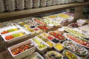 Petit déjeuner buffet compris tous les jours